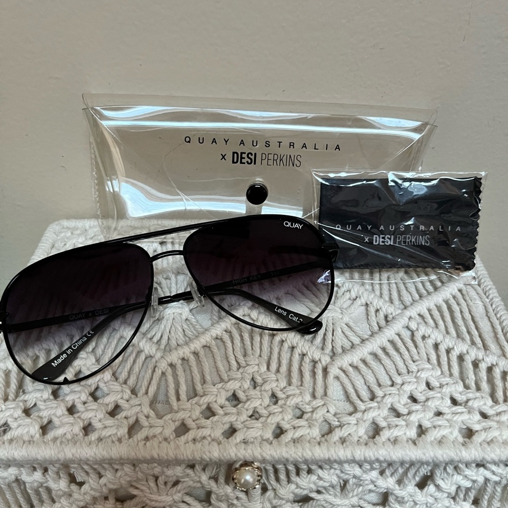 Quay Australia Highkey Fade Sunglasses